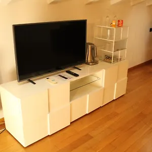 https://tortonadistrict-52.italymilanhotels.net